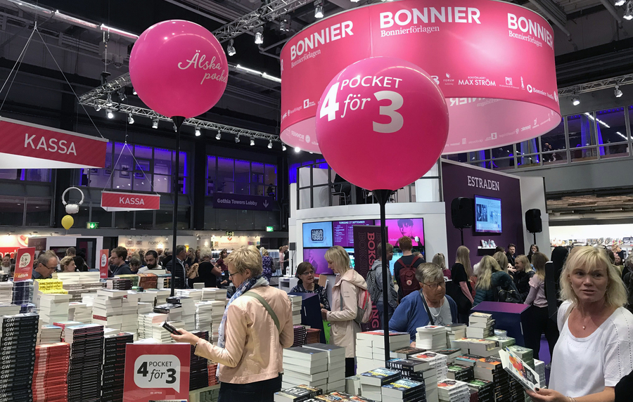 O estande da gigante Bonnier Books na Feira do Livro de Gotemburgo em 2018 | © Lima Andruška