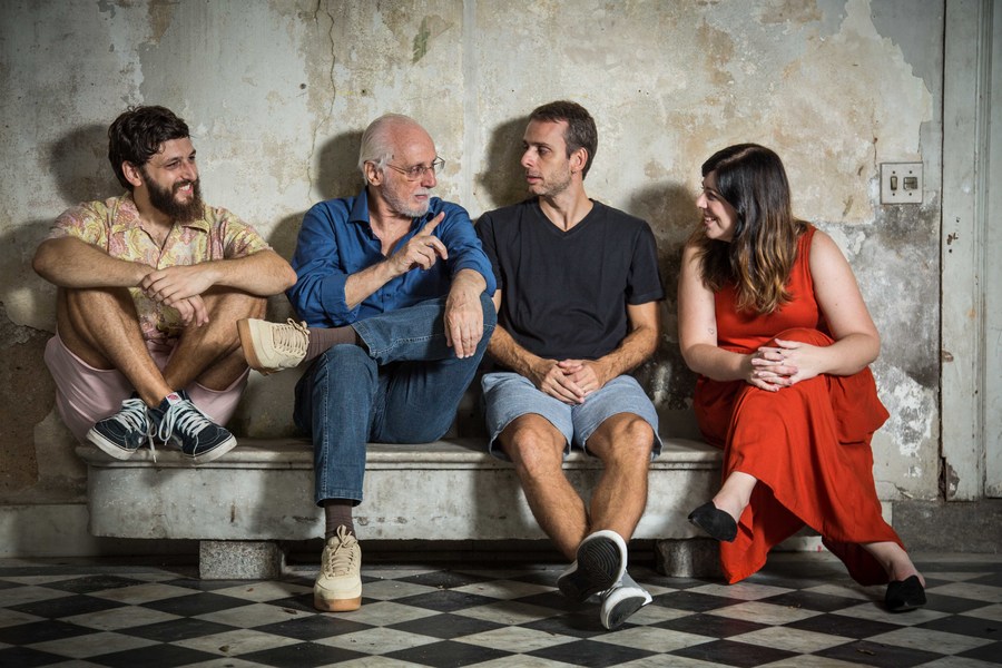 Daniel Lameira, Sergio Drummond, Rafael Drummond e Luciana Frachetta | © Divulgação / Peter Wrede Daniel Lameira, Sergio Drummond, Rafael Drummond e Luciana Frachetta | © Divulgação / Peter Wrede