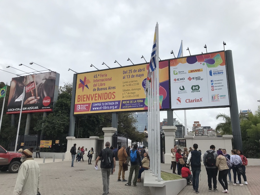 Entrada da Feira do Livro de Buenos Aires | © Sérgio Alves Entrada da Feira do Livro de Buenos Aires | © Sérgio Alves
