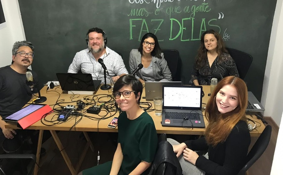 Mariana Bueno e a equipe do PublishNews falam sobre a série histórica da Pesquisa Produção e Vendas do Setor Editorial Brasileiro | © Zé Barrichello