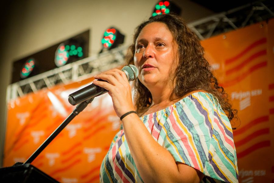 Renata Costa em um evento da Firjan / Sesi 