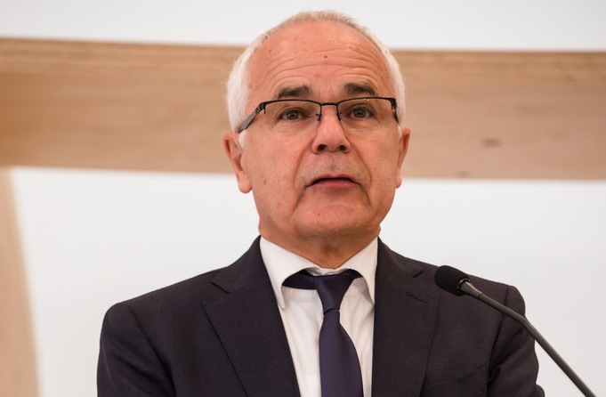 Heinrich Riethmüller, presidente da Associação Alemã de Editores e Livreiros, está otimista em 2019 | Frankfurter Buchmesse / Herunterladen Heinrich Riethmüller, presidente da Associação Alemã de Editores e Livreiros, está otimista em 2019 | Frankfurter Buchmesse / Herunterladen