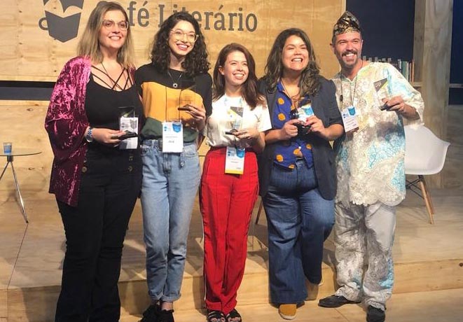 Foto da premiação do Jovens Talentos na última Bienal do Livro Rio | © Maju Alves Foto da premiação do Jovens Talentos na última Bienal do Livro Rio | © Maju Alves