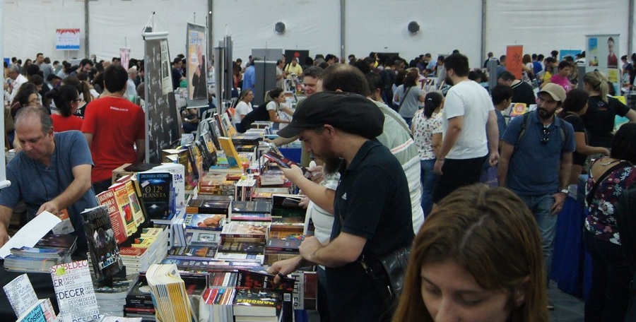 Feira do Livro da Unesp foi o primeiro evento literário brasileiro a anunciar seu cancelamento por conta da pandemia do coronavírus | © Divulgação Feira do Livro da Unesp foi o primeiro evento literário brasileiro a anunciar seu cancelamento por conta da pandemia do coronavírus | © Divulgação