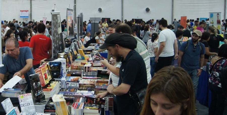 Feira do Livro da Unesp foi o primeiro evento literário brasileiro a anunciar seu cancelamento por conta da pandemia do coronavírus | © Divulgação