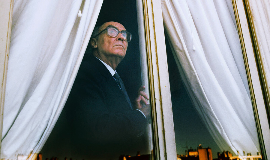 'Ensaio sobre a cegueira', do prêmio Nobel José Saramago, estreou na lista dos mais vendidos 