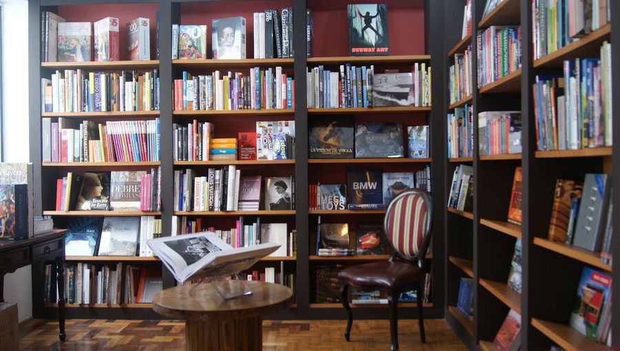 Com livrarias fechadas, vendas de livros derretem | Divulgação / Livraria da Vila Com livrarias fechadas, vendas de livros derretem | Divulgação / Livraria da Vila
