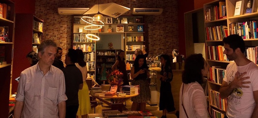 Pesquisa quer medir o impacto da pandemia nos setores cultural e criativo, incluindo em empresas e profissionais que trabalham no livro | © Livraria da Tarde