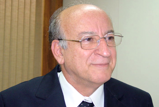 O professor Emir José Suaiden foi nomeado titular do Departamento de Livro, Leitura, Literatura e Bibliotecas | © Rodolfo Grilu/Secom UnB