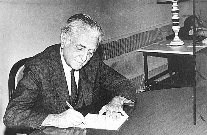 Inscrições para o Primeiro Concurso Internacional de Ensaios realizado pela Fundação Gilberto Freyre e pela Global Editora estão abertas até o dia 30/01/2021 | © Site da Global Editora
