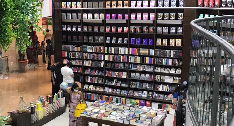 Primeiro Painel do Varejo de Livros no Brasil de 2021 aponta crescimento de 19,32% no número de exemplares vendidos, na comparação com 2020 e os livros de ficção tiveram papel importante nesse desempenho | © Divulgação - Livraria Escariz