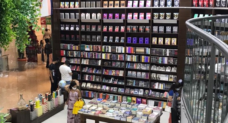 Primeiro Painel do Varejo de Livros no Brasil de 2021 aponta crescimento de 19,32% no número de exemplares vendidos, na comparação com 2020 e os livros de ficção tiveram papel importante nesse desempenho | © Divulgação – Livraria Escariz