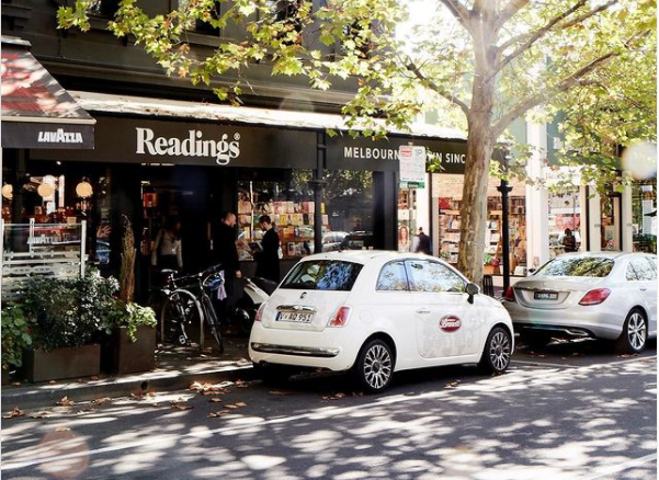 Fachada da Readings, livraria de Melbourne | © Redes sociais da livraria