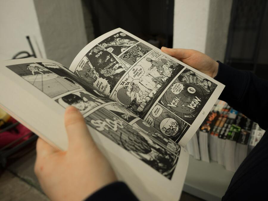 Em 2020, o faturamento apurado com a venda de livros impressos cai no Japão, mas os digitais dão um salto e salvam o ano pandêmico. No geral, mercado de publicações cresce 4,8%. | © Miika Laaksonen Em 2020, o faturamento apurado com a venda de livros impressos cai no Japão, mas os digitais dão um salto e salvam o ano pandêmico. No geral, mercado de publicações cresce 4,8%. | © Miika Laaksonen