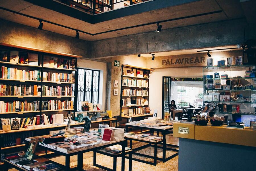 Livraria Palavrear, de Goiânia, é uma das livrarias que deverá permanecer fechada nos próximos dias por conta da Fase Vermelha adotada pelo estado de Goiás | © Divulgação