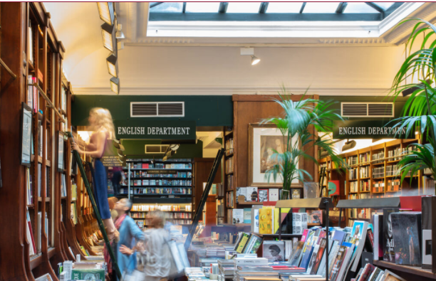 A Gagliani, fundada em 1801, foi uma das livrarias francesas que sobreviveram a 2020 | © Site da Livraria A Gagliani, fundada em 1801, foi uma das livrarias francesas que sobreviveram a 2020 | © Site da Livraria