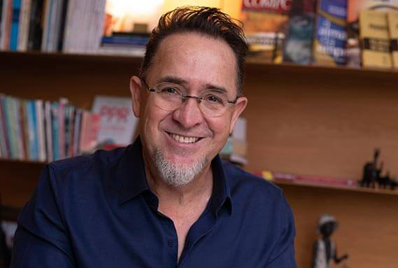 Beto Colombo conquistou a posição de número 1 da Lista dos Mais Vendidos com livro sobre a sua experiência no Caminho de Santiago de Compostela | Reprodução do site do autor Beto Colombo conquistou a posição de número 1 da Lista dos Mais Vendidos com livro sobre a sua experiência no Caminho de Santiago de Compostela | Reprodução do site do autor