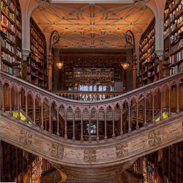 Livraria Lello concorre na categoria 'Livraria do Ano' | © Redes Sociais da livraria Livraria Lello concorre na categoria 'Livraria do Ano' | © Redes Sociais da livraria