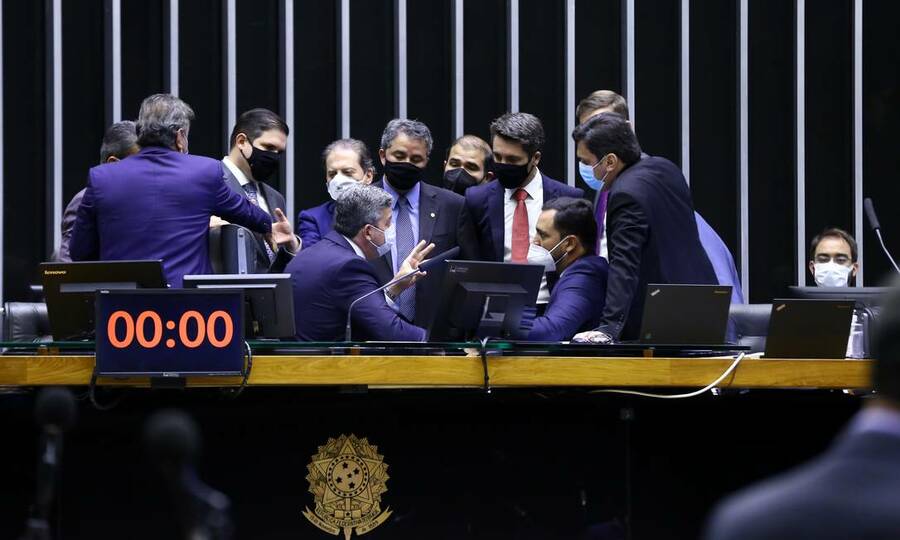 Deputados aprovam privatização dos Correios | © Najara Araujo / Câmara dos Deputados Deputados aprovam privatização dos Correios | © Najara Araujo / Câmara dos Deputados