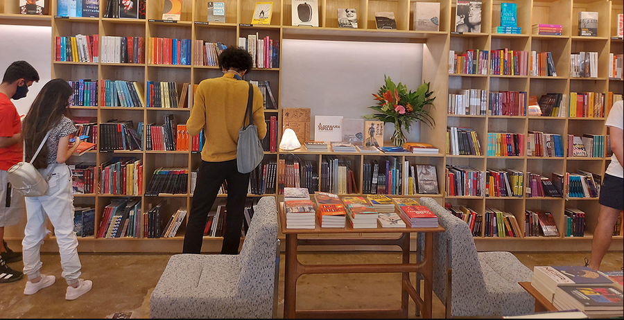 A categoria “Livros, jornais, revistas e papelaria” ganhou destaque nesse mês como a que apresentou maior crescimento na comparação mensal (maio com junho de 2021) – 5% | © Leonardo Neto
