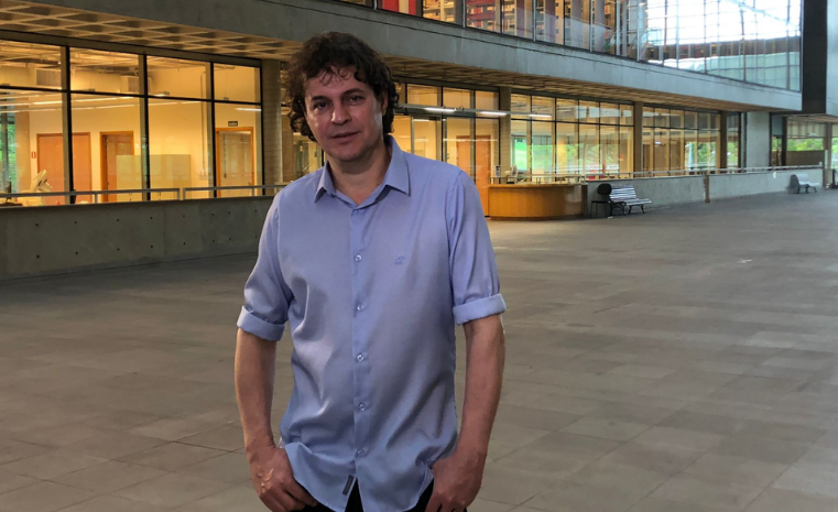 Manuel da Costa Pinto está à frente do Entrelinhas na TV Cultura | Divulgação Manuel da Costa Pinto está à frente do Entrelinhas na TV Cultura | Divulgação