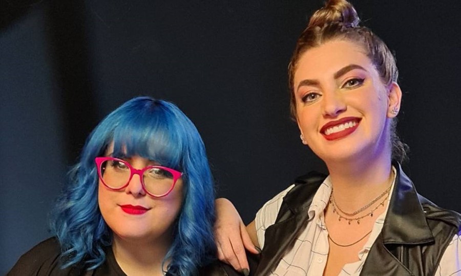 Mabê Bonafé e Carol Moreira | © Divulgação Intrínseca