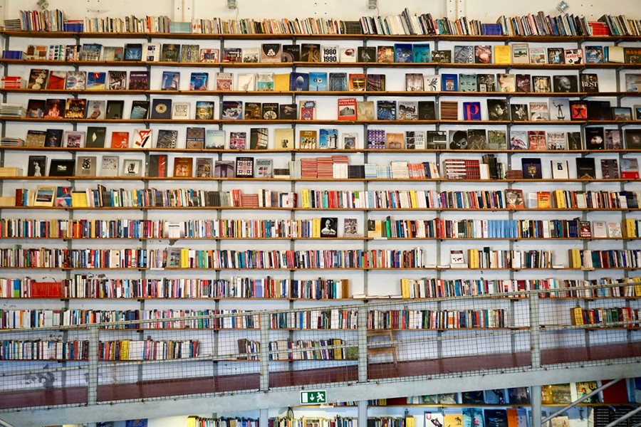 Livraria_Samara Heisz_Shutterstock Livraria_Samara Heisz_Shutterstock
