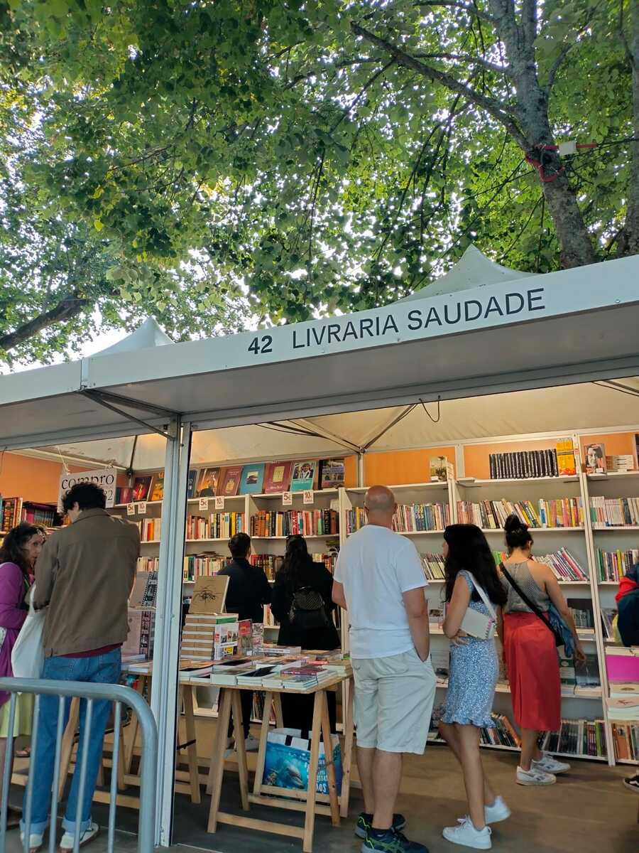 Estande da Saudade na Feira do Livro do Porto