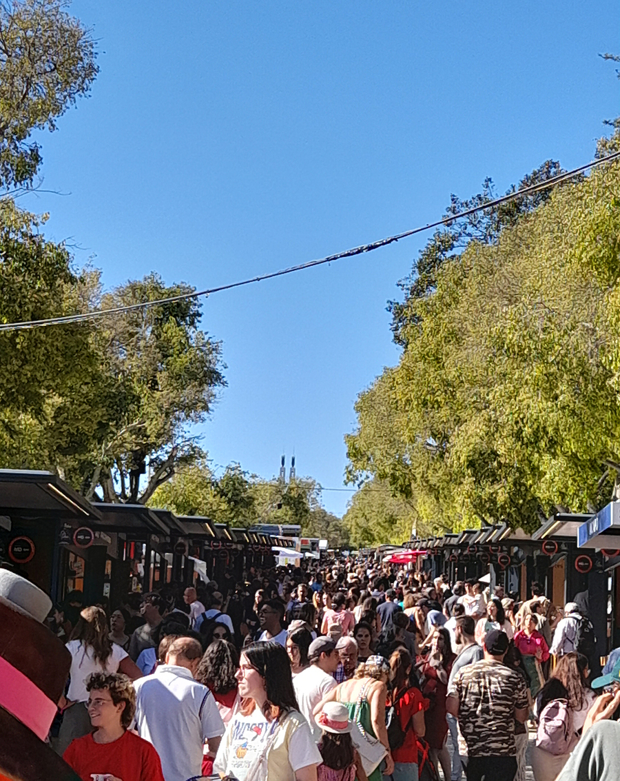 Público na Feira de Lisboa