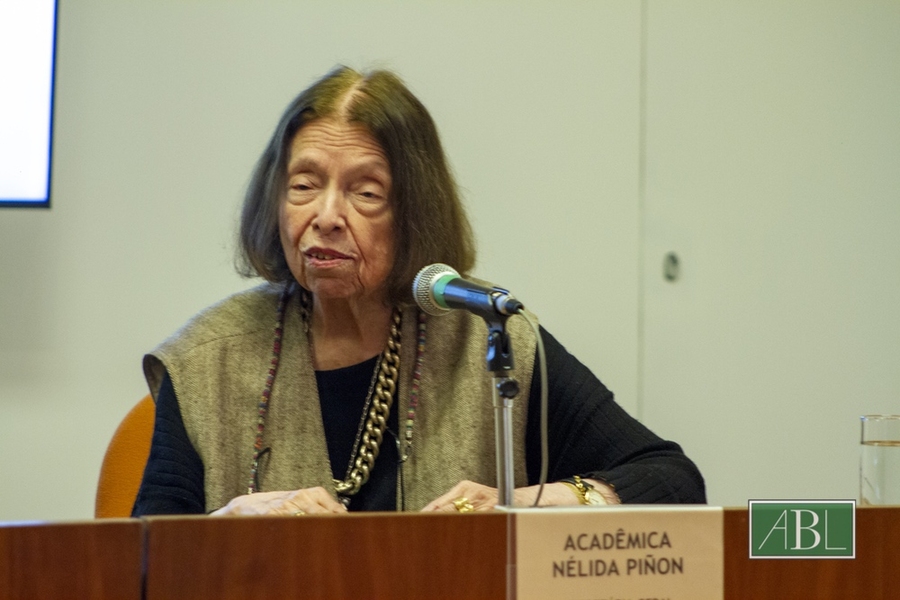 A escritora Nélida Piñon em um evento na ABL em junho de 2022 | © ABL