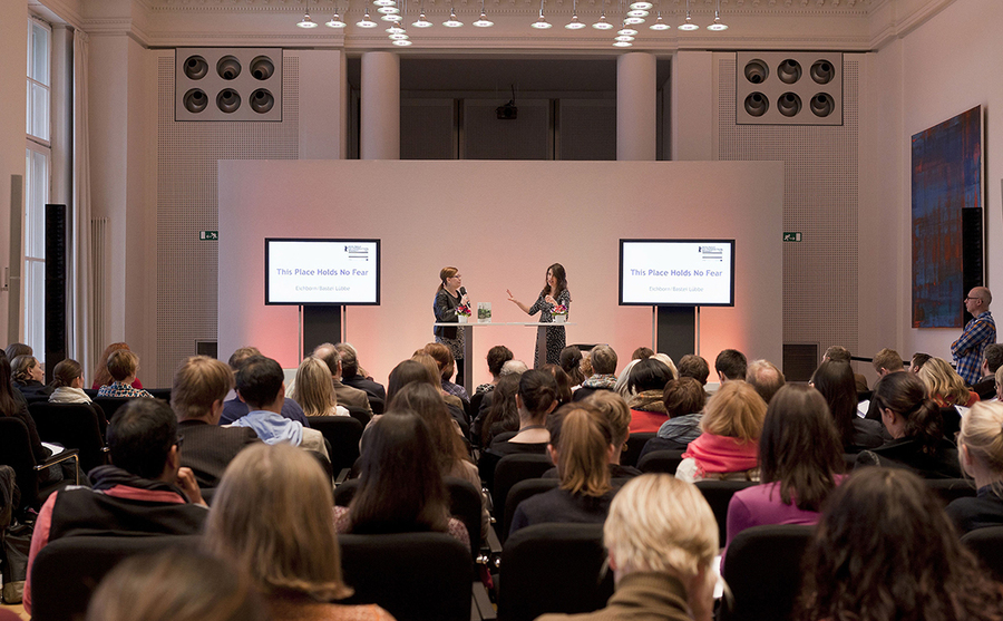 Editores, agentes e produtores de filmes reunidos no Books at Berlinale | © Juliane Eirich