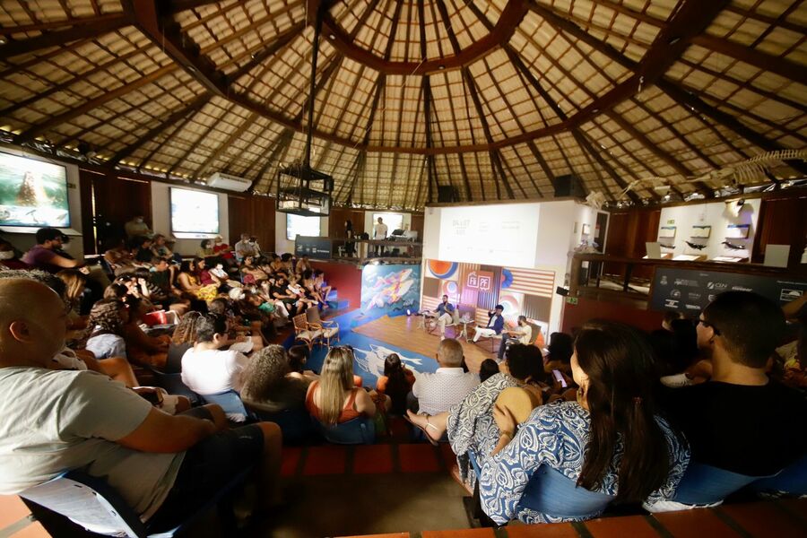 Feira Internacional do Livro de Praia Forte ocorre entre 4 e 7 de maio de 2023 | © Waldyr Latyer