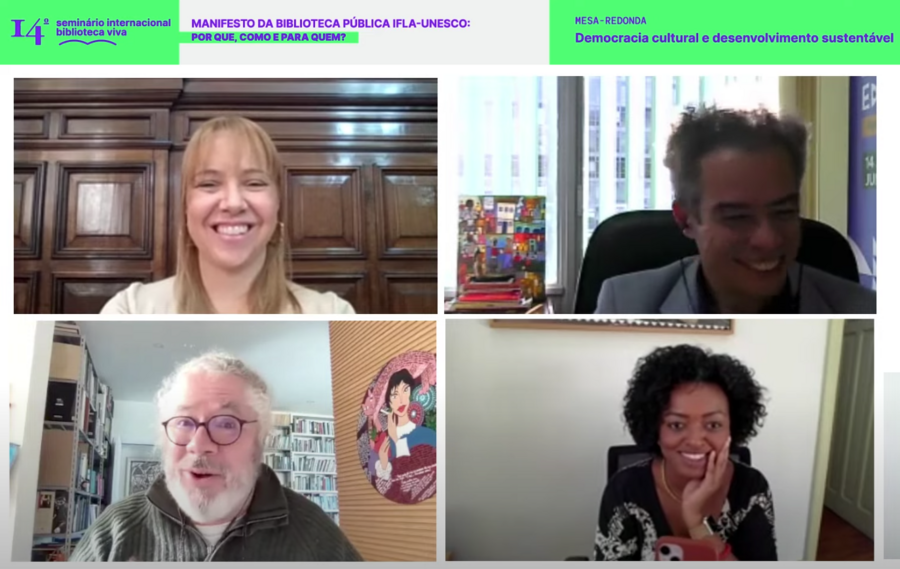 Em sentido horário, Marília Marton, Fabiano Piúba, Aline Torres e Afonso Borges, na mesa de abertura | © SiSEB Em sentido horário, Marília Marton, Fabiano Piúba, Aline Torres e Afonso Borges, na mesa de abertura | © SiSEB