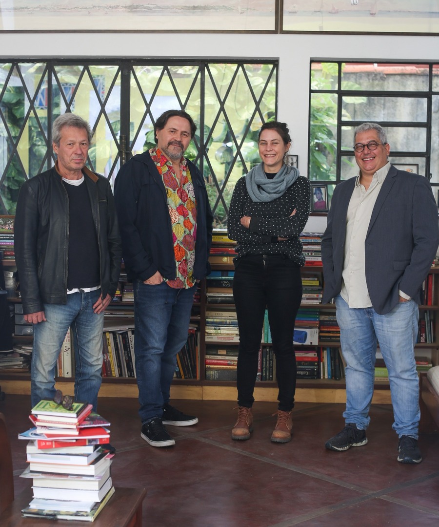 Claudiney Ferreira, Marcelino Freire, Cecilia Arbolave e Marcelo Sollero | © Francio de Holanda Claudiney Ferreira, Marcelino Freire, Cecilia Arbolave e Marcelo Sollero | © Francio de Holanda