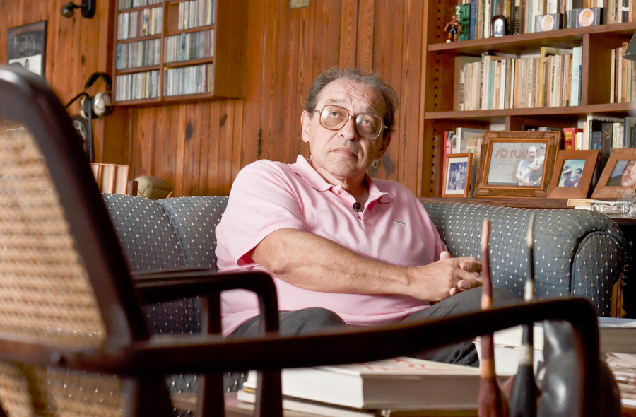 Ruy Castro é um dos autores que tiveram seus livros inabilitados no Prêmio SP 2023 | © Stephanie Saramago/Divulgação Ruy Castro é um dos autores que tiveram seus livros inabilitados no Prêmio SP 2023 | © Stephanie Saramago/Divulgação