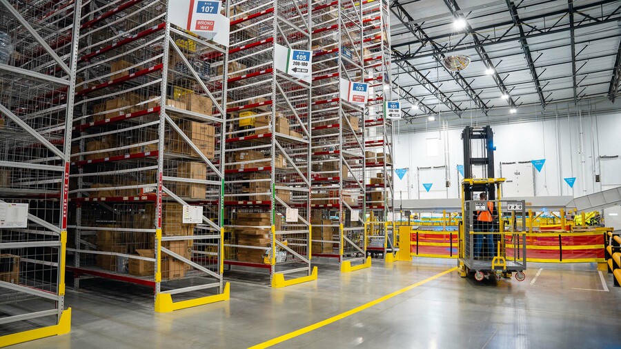 Editores dos EUA não gostaram de mudanças no esquema de entregas para a empresa na Europa | © Amazon Editores dos EUA não gostaram de mudanças no esquema de entregas para a empresa na Europa | © Amazon