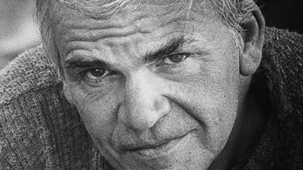 Milan Kundera (1929-2023) | © Grupo Companhia das Letras