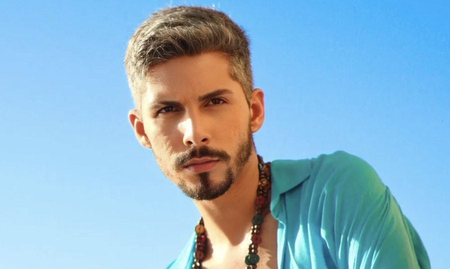 Escritor Pedro Rhuas