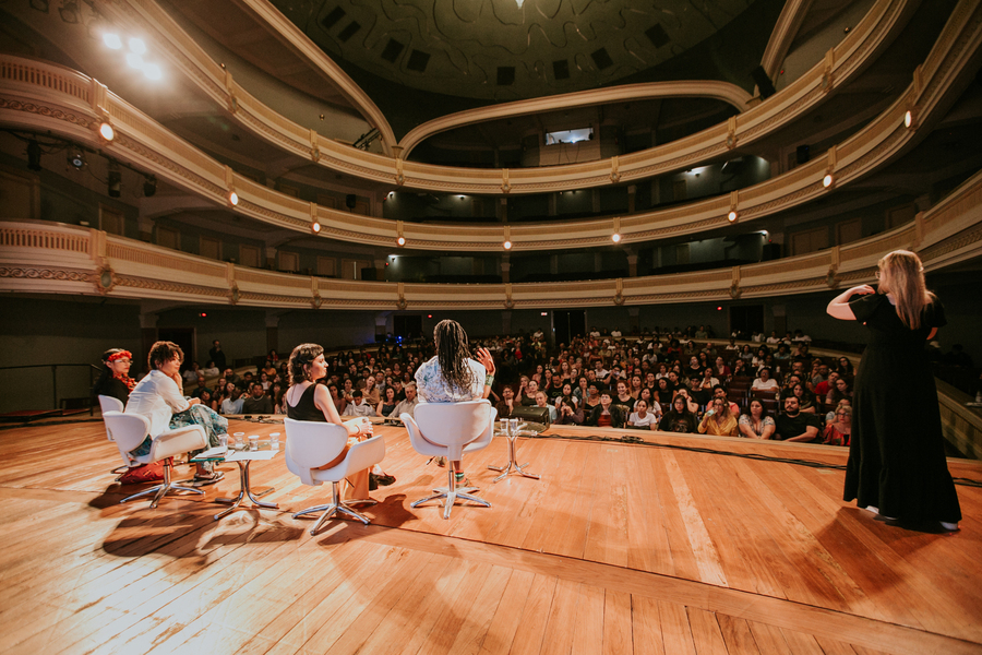 Painel sobre povos originários e afrodescendentes na literatura latinoamericana @ Sté Frateschi 