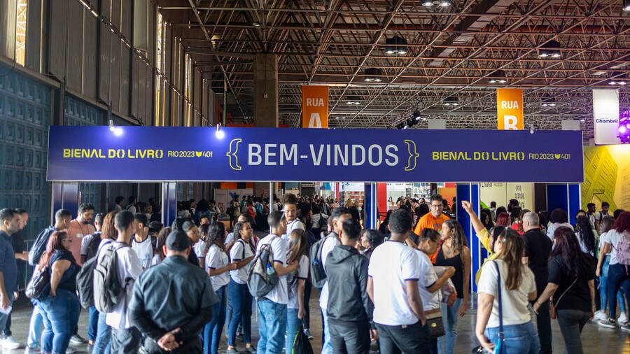 Jornais destacaram grande movimentação da Bienal do Livro | © Bienal do Livro Rio