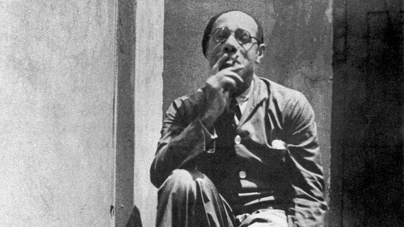 Mário de Andrade em sua casa, por Gilda de Moraes Rocha, 1932 | © Arquivo IEB-USP