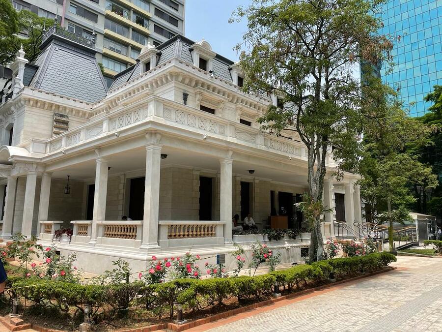 Casa das Rosas reabre na Avenida Paulista neste sábado | © Guilherme Sobota Casa das Rosas reabre na Avenida Paulista neste sábado | © Guilherme Sobota