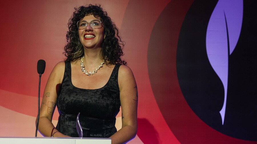 Mariana Salomão Carrara, vencedora do Prêmio São Paulo de Literatura 2023 | © Ricardo Matsukawa / SP Leituras