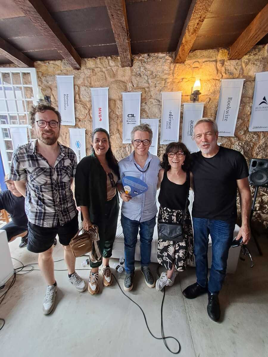 Guilherme Sobota, Fernanda Garcia, Fabiano Piúba, Mariana Bueno e Alexandre Martins Fontes | © Cinthia Favilla Guilherme Sobota, Fernanda Garcia, Fabiano Piúba, Mariana Bueno e Alexandre Martins Fontes | © Cinthia Favilla