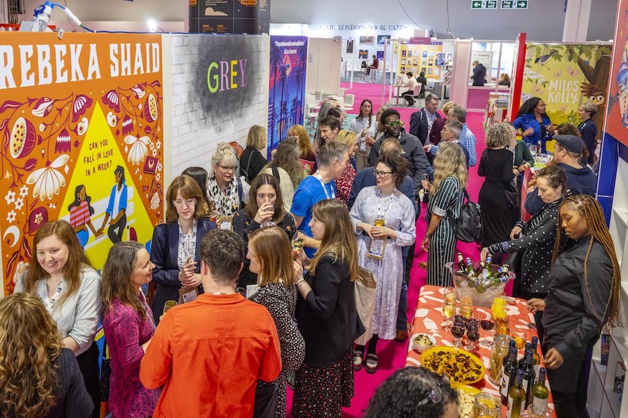 Feira do Livro de Londres foi considerada movimentada neste 2024 | © Edward Hill / LBF