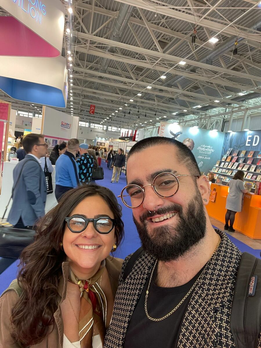 Eu e Miguel, que participou da feira pela primeira vez Eu e Miguel, que participou da feira pela primeira vez