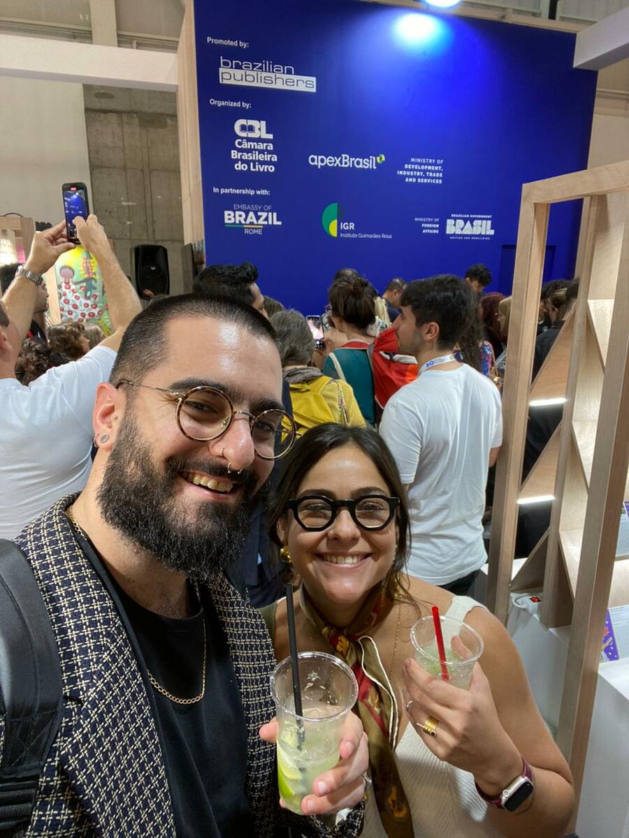 Eu e Miguel no 'Caipirinha Hour', no estande do Brasil Eu e Miguel no 'Caipirinha Hour', no estande do Brasil