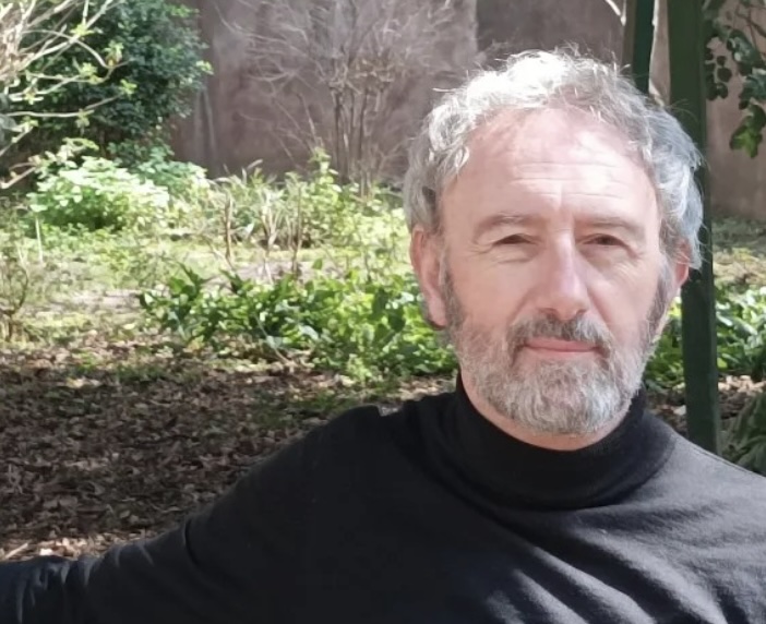 Santiago Beruete participa de Feira do Livro do Colégio Miguel de Cervantes | © Reprodução Instagram