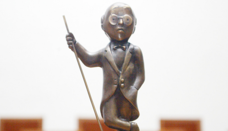 O Troféu Juca Pato é a réplica do personagem criado pelo jornalista Lélis Vieira e imortalizado pelo ilustrador e chargista Benedito Carneiro Bastos Barreto