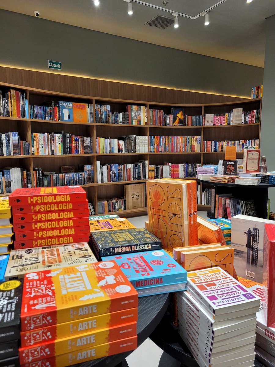 Detalhe da Livraria Paisagem, no Bourbon Shopping | © Divulgação / Paisagem Detalhe da Livraria Paisagem, no Bourbon Shopping | © Divulgação / Paisagem